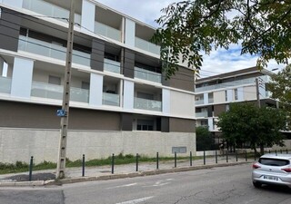 Garages / Parkings