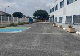 Locaux commerciaux