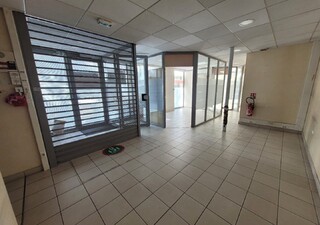 Locaux commerciaux